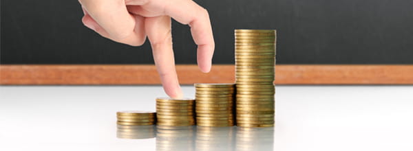 ZahlenDatenFakten_Durchschnittliche Pkw-Kosten