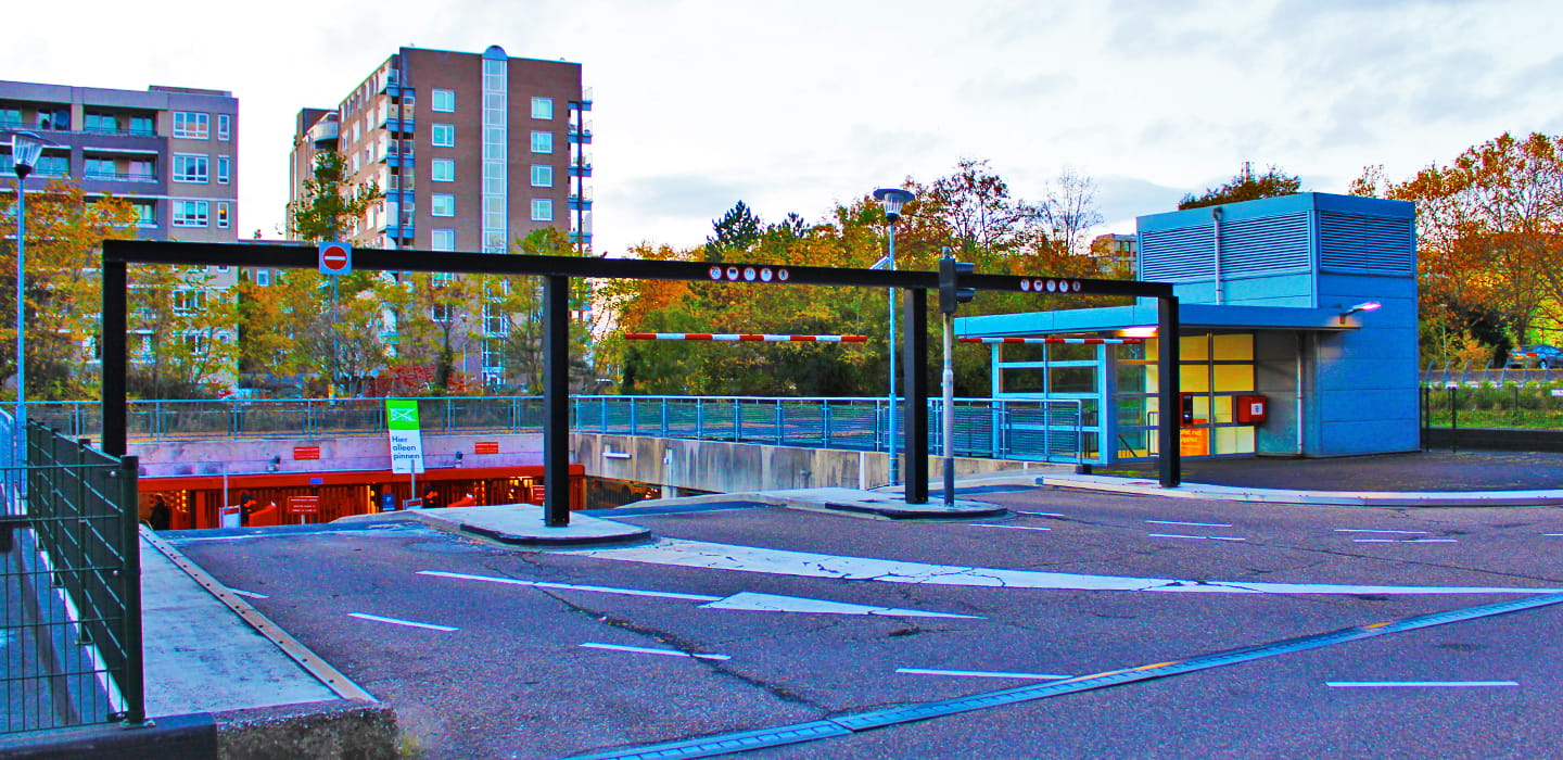 Garage Teleparking - foto 1