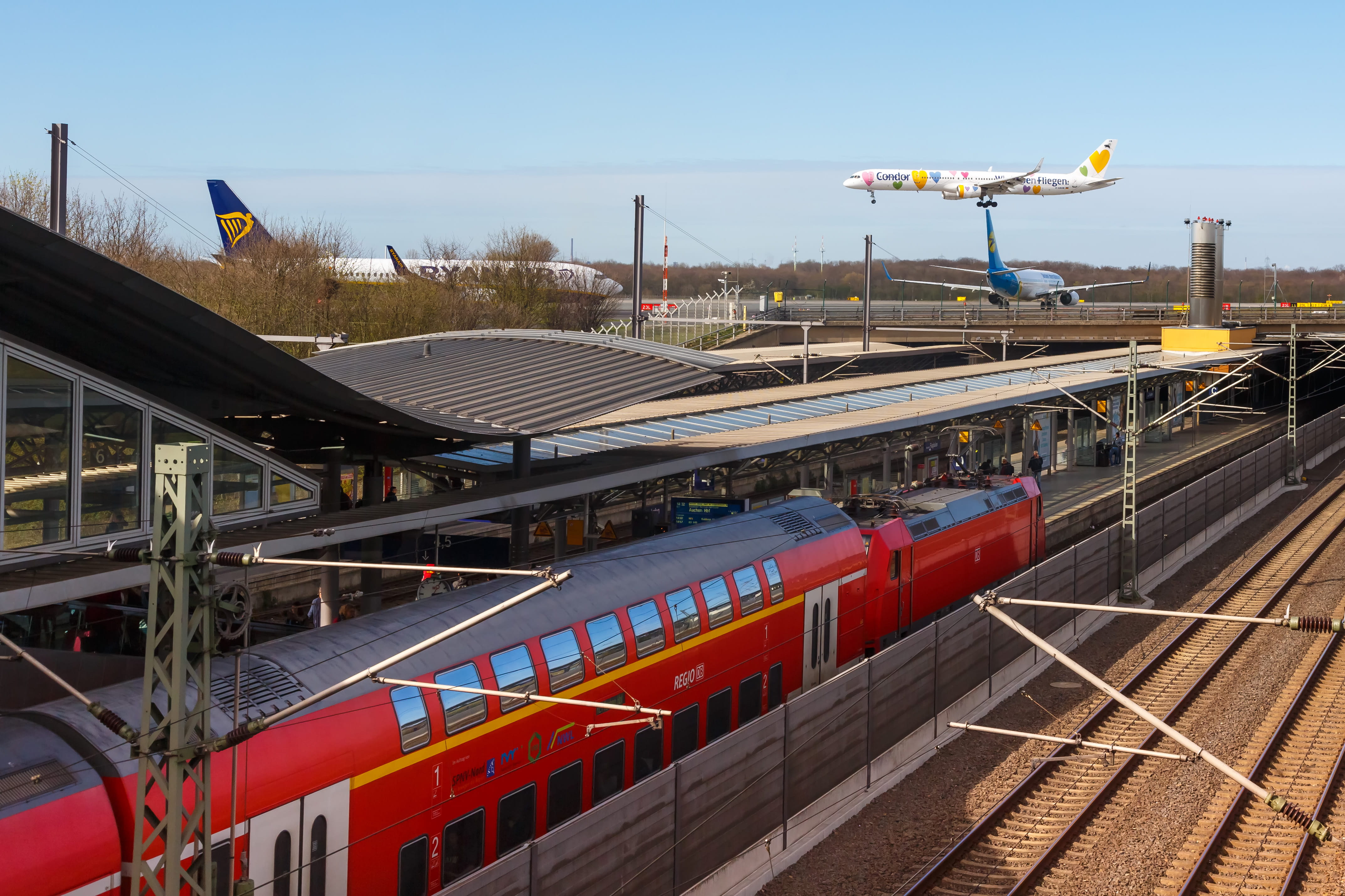 Q Park Flughafen Bahnhof Ahrensplatz 40472 Düsseldorf www.q-park.de