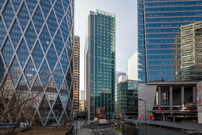 Parking Reflets / Iris à La Défense : tours Aurore, CGI et Praetorium ...