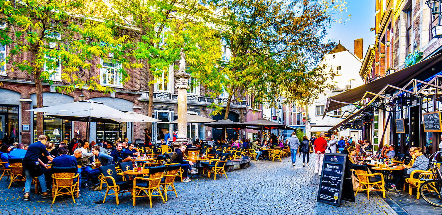 Parkeren Maastricht centrum Centrum Bekijk alle QPark Parkeergarages